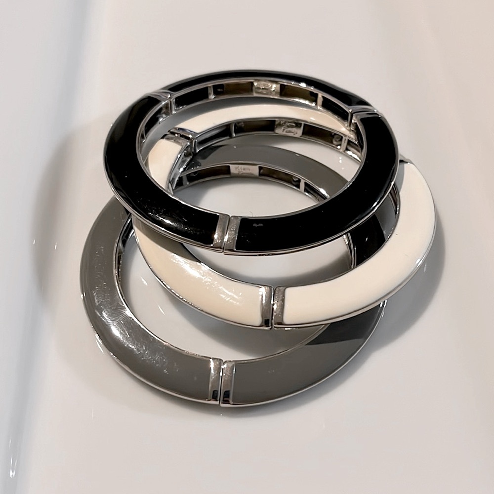 Lia Sophia bangle bracelet set